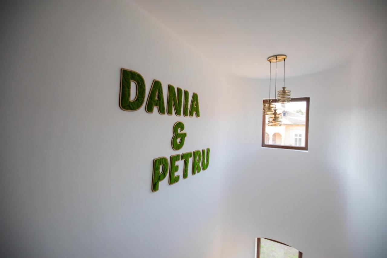 Dania&Petru Residence Tîrgu Ocna Екстериор снимка